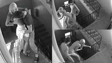Telecamera di sicurezza riprende una coppia che scopa nella sala d'ingresso